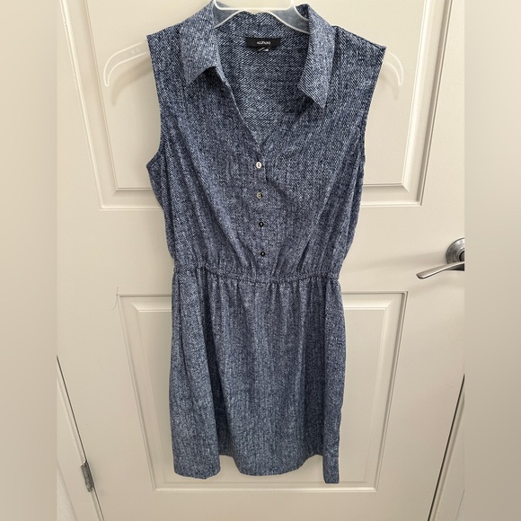 Alfani Navy and White Textured Top - Picture 1 of 5